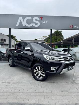 TOYOTA HILUX 2.8 SRX 4X4 CD 16V DIESEL 4P AUTOMÁTICO TOYOTA HILUX 2.8 SRX 4X4 CD 16V DIESEL 4P AUTOMÁTICO